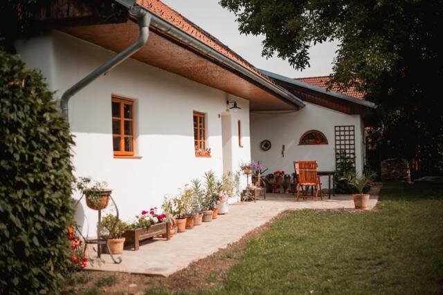 Stupava 80, Uherské Hradiště – Oprava fasády rodinného domu a obnova fasády na obytné stodole | Foto: MonesArt | Všechna práva vyhrazena