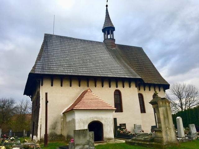 Exterier kostela Sv. Václava v Kozojedech u Žlunic | Stříbrný zvon – spolek přátel kostela sv. Václava v Kozojedech u Žlunic | Všechna práva vyhrazena