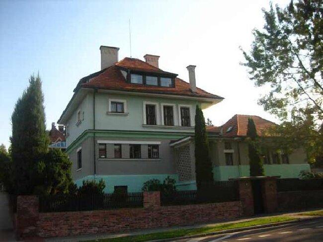 Praha 6-Ořechovka, Španielova vila | Ing. František Smutný | Všechna práva vyhrazena