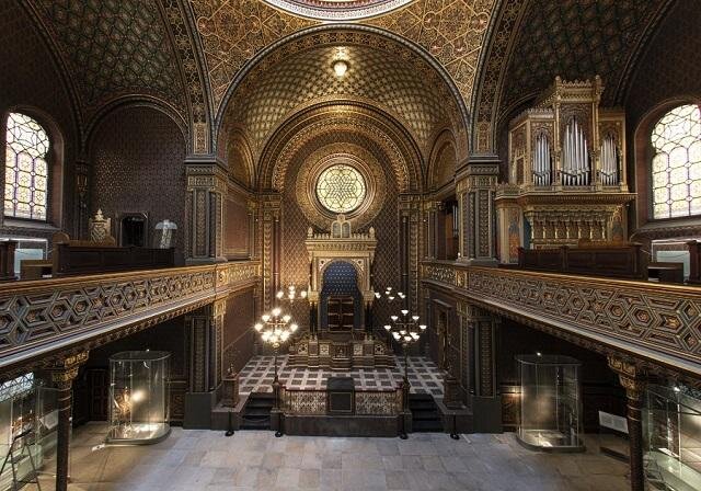 Praha, Španělská synagoga – rekonstrukce interiéru, restaurování ornamentální nástěnné malby | FOTO: Wenig | Všechna práva vyhrazena