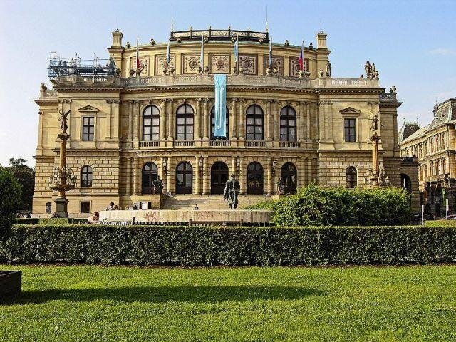 Praha, Rudolfinum | Autor: Hans Peter Schaefer – Wikimedia Commons | Licence: Uveďte autora – Zachovejte licenci 3.0 Česko
