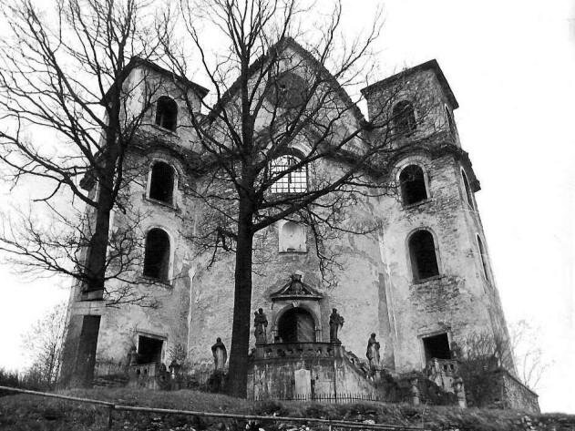 Kostel Nanebevzetí Panny Marie | Foto: Sdružení Neratov, z.s. | Licence: Všechna práva vyhrazena