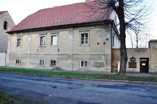 Lenešice - fara | Lenešický okrašlovací spolek, o.s. | Všechna práva vyhrazena
