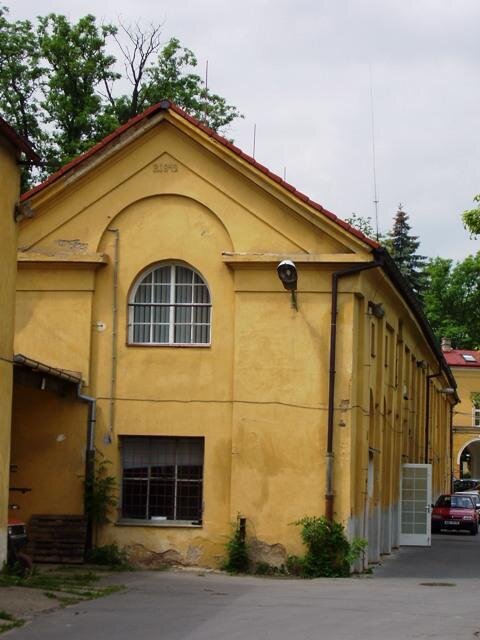 Zámek Záběhlice před | SAKRET CZ k.s. | Všechna práva vyhrazena