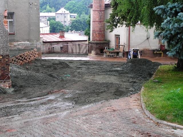 Zpevnění povrchů venkovního prostranství | Foto: Život bez bariér, z.ú. | Licence: Všechna práva vyhrazena
