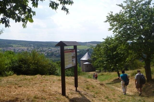 Naučná stezka – info tabule číslo 11 nad rotundou | Josef Sutnar – OSHR | Všechna práva vyhrazena