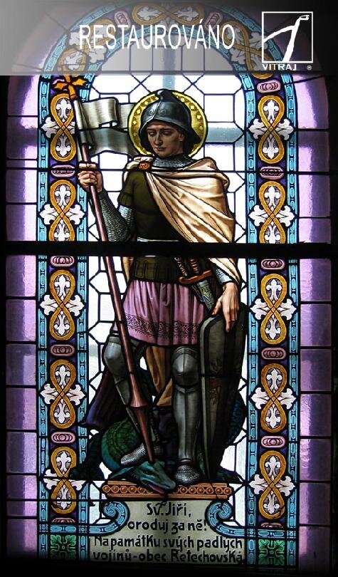 Malované figurální vitraje v kostele sv. Martina v Pozlovicích.