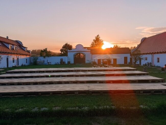 Bronzová medaile v kategorii Cena veřejnosti putuje do Borotína, kde obnovují kulturní památku Starý zámek.  | © Barokní dvůr BOROTÍN, z.s.