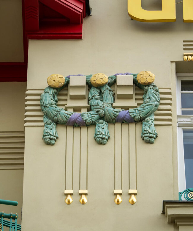 Obnovené secesní fasádní prvky | © KEIMFARBEN, s.r.o.