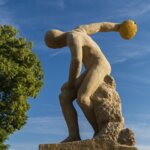 Socha antického atleta Diskobola od akademického sochaře Martina Poláka z roku 1933 | © Město Jevíčko