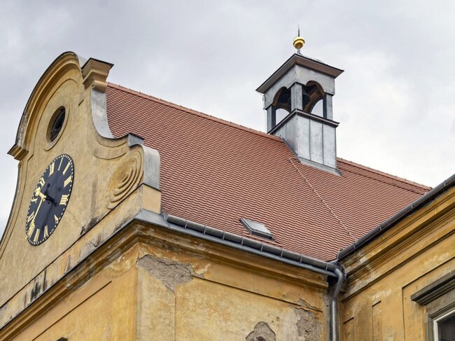 Na zámku v Moravském Krumlově aktuálně probíhá již druhá etapa rekonstrukce – oprava krovů a pokládka nové krytiny | © Archiv společnosti H&B delta (Jan Žamboch)