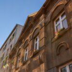 Tábor, Budějovická ulice, bytový důmčp. 1222/15, 1922-1923, příklad rondokubistického domu s fasádou z tvrdé omítky | © David Peltán