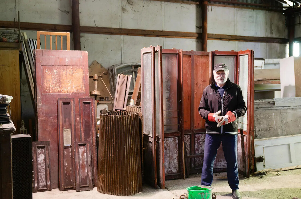 Vladimír Dlesk se svou sbírkou | © Archiv Vladimíra Dleska