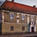 Pozdně barokní stavba má rustikálně pojaté průčelí. | © Pavel Jirásek