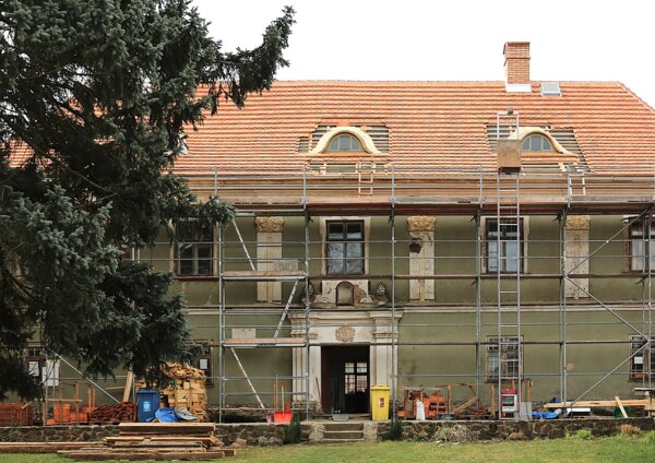 Celkový pohled na objekt během obnovy | © Archiv majitele