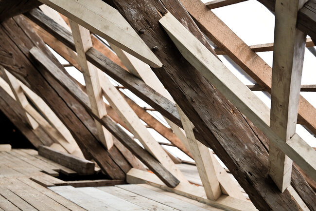 Detail původních a nových prvků krovové konstrukce | © Archiv majitele