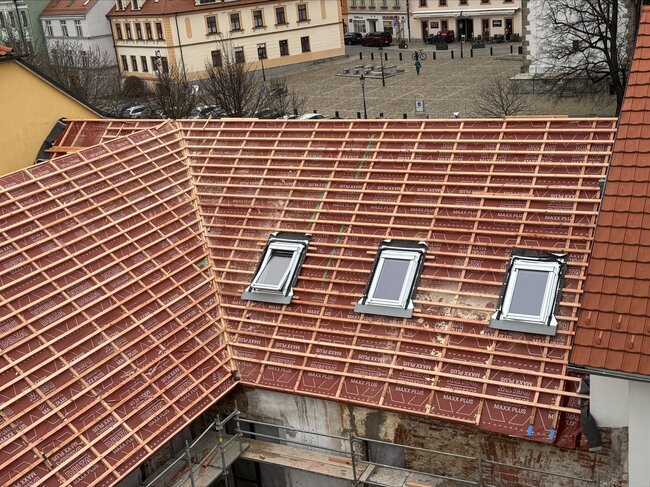 Příprava střechy před pokládkou pálené krytiny | © Casta a.s.