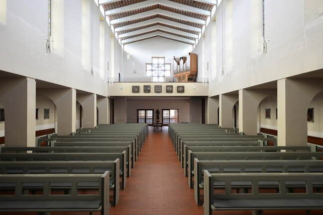 Pohled do interiéru kostela v roce 2022 | © Jan Petersen