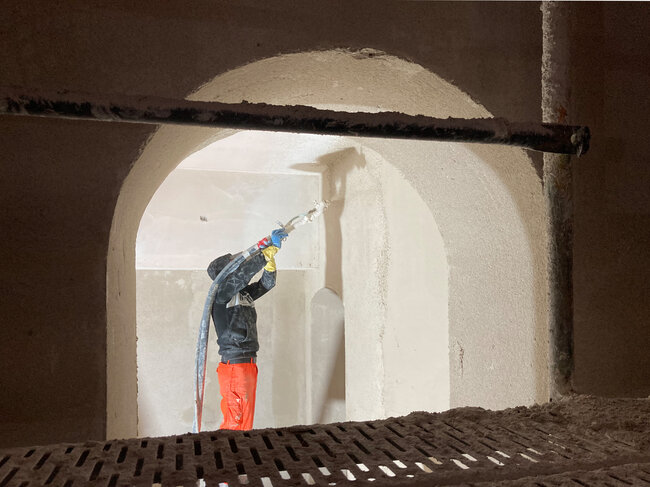 Zpracování metodou nástřiku v plném proudu | © MC-Bauchemie, s. r. o.