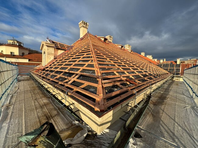 Laťování střech Nosticova paláce | © A-Z Bau, s. r. o.