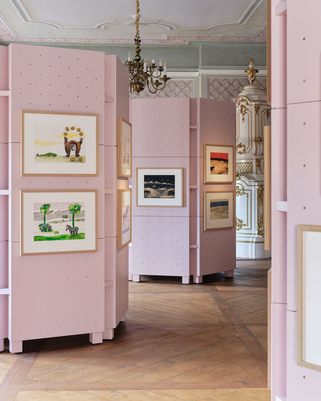 Český Krumlov, Palác ilustrace – expoziční sál s patentovanými modulárními systémy PALACE | © Vojtěch Veškrna