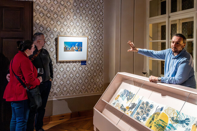 Český Krumlov, Palác ilustrace – příležitostné večerní kurátorské prohlídky s ředitelem Ivem Janouškem | © Lubor Mrázek