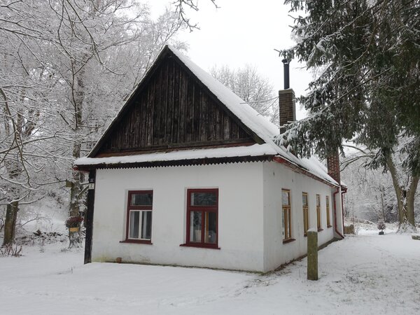 Pilníkárna v areálu Kupcova vodního mlýna a pily je součástí venkovské památkové rezervace Křížánky. | © Národní památkový ústav