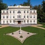 Hnojník u Frýdku-Místku, zámek –⁠⁠⁠⁠⁠⁠ současný celkový pohled na zámek | © The Beess Foundation, s. r. o.