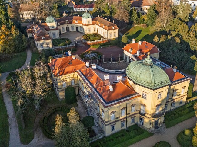 Pokrývači sobě - Historické stavby - H & B delta - Státní zámek Buchlovice | © H & B delta