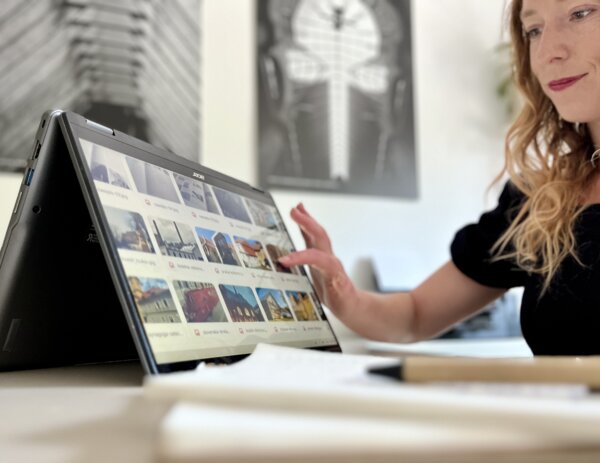 Naše organizace pracuje dennodenně on-line ze všech koutů Česka.  | © Institut pro památky a kulturu, o.p.s.