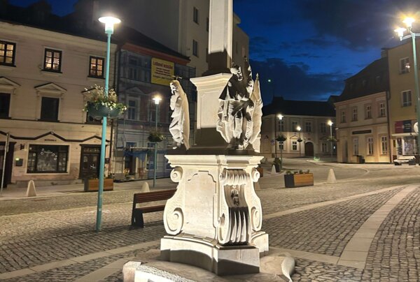Tachov se dočkal repliky Mariánského sloupu z roku 1732. | © Město Tachov