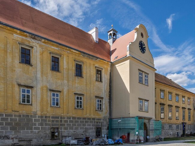 Opravy, které v letech 2024–2026 prováděla vsetínská společnost H&B delta, navazují na předchozí etapy obnovy zámku. | © Pavel Kotrla