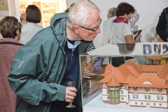 Model Jurkovičova domu zapůjčilo Muzeum umění Olomouc.