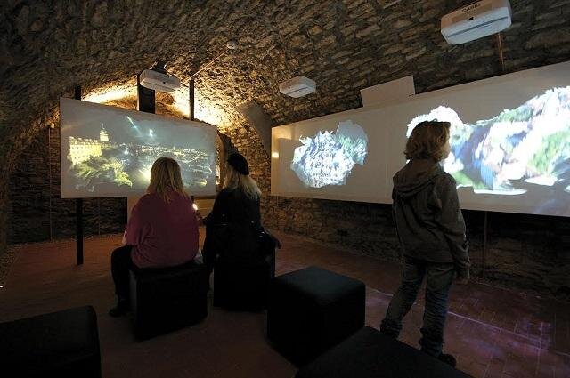 V Dačického domě můžete vidět prostorovou projekci Památky UNESCO v České republice.