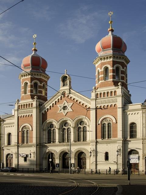 Průčelí Velké synagogy v Plzni