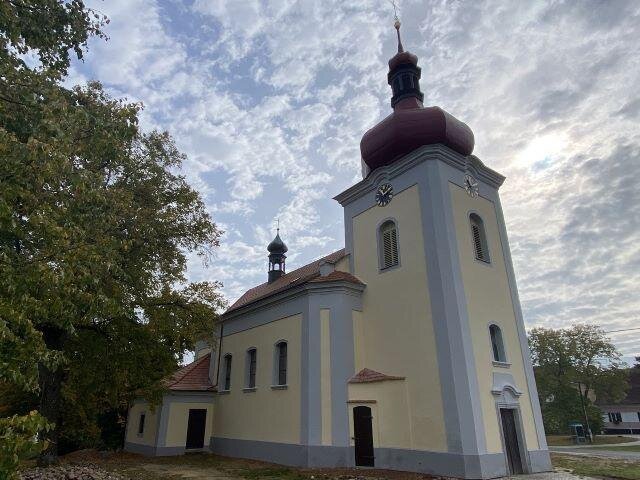 Kostel Nanebevzetí Panny Marie ve Zvíkovci