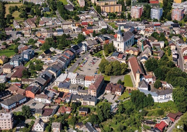 František John, starosta Zábřehu, prezentoval cestu k vlastnímu provozování městské vodohospodářské infrastruktury a přínos takového rozhodnutí pro další udržitelný rozvoj obce.