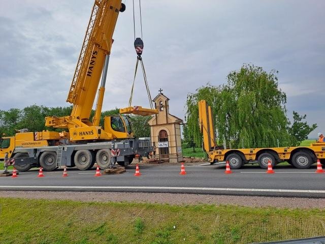 Příprava kaple na přesun