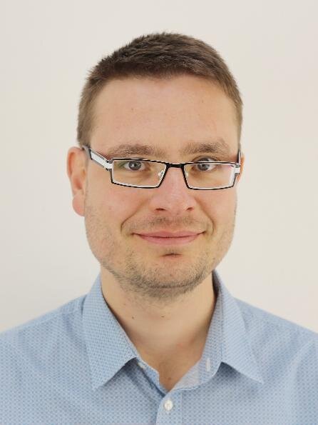 Petr Weiss sbíral kastelánské zkušenosti od roku 2013 na zámku Zákupy. Na podzim 2020 byl jmenován kastelánem zámku Litomyšl.