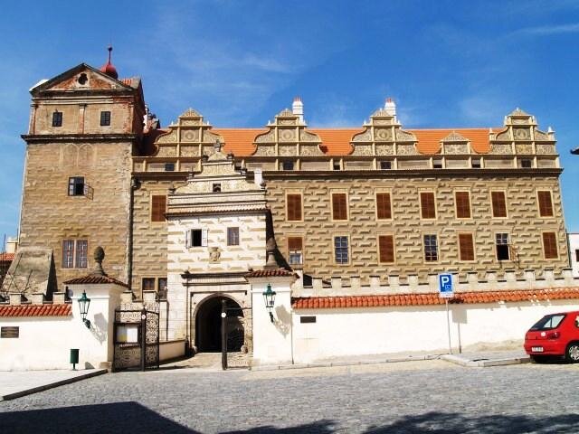 Na zámku v Horšovském Týně byl aplikován nástřik Climatizer Plus na klenební pole v tloušťce 20 cm.