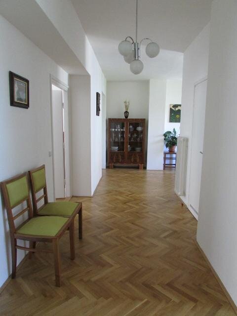 Hala - pohled od vchodových dveří