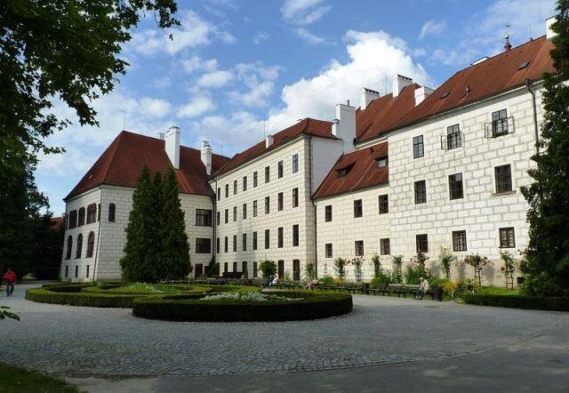 Nátěrové systémy od společnosti KEIM byly použity při obnově zámku v Třeboni.