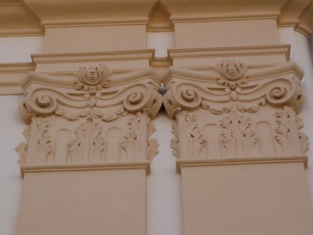 Detail fasádních plastických prvků
