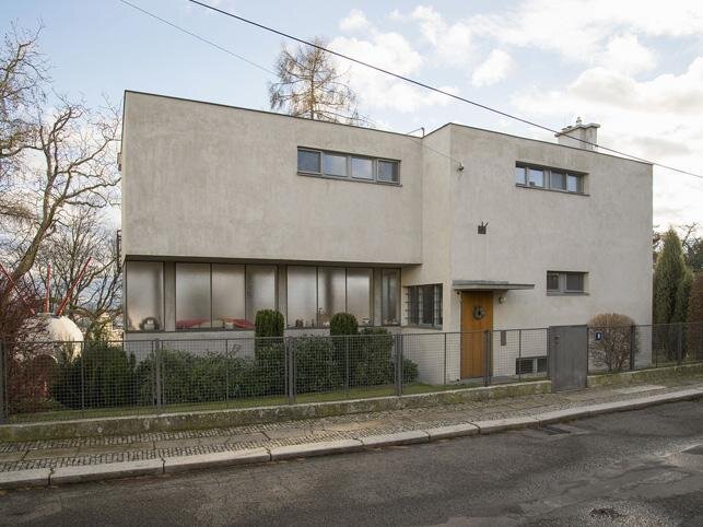 Paličkova vila v kolonii Baba vznikla podle návrhu holandského architekta Marta Stama.