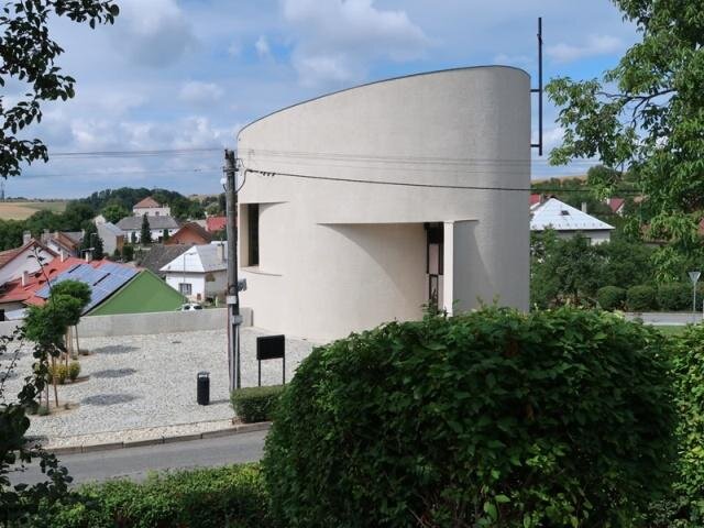 Kostel sv. Václava v Sazovicích