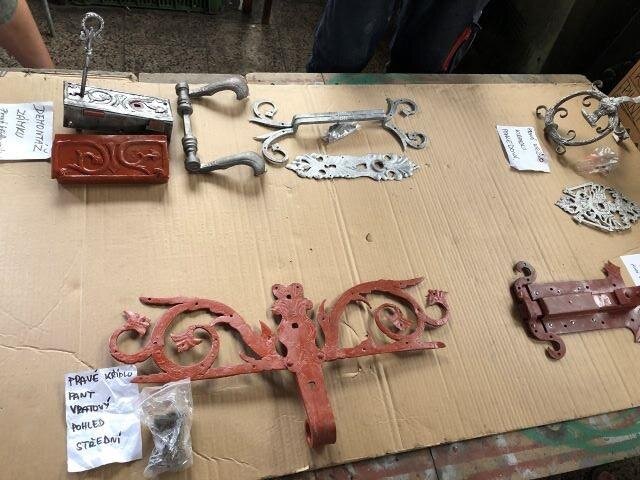 Barokní kování během restaurátorských prací