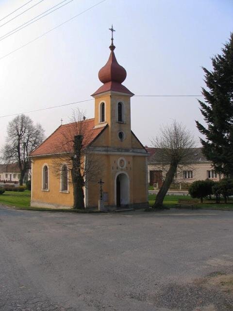 Komárovice - kostel sv. Josefa