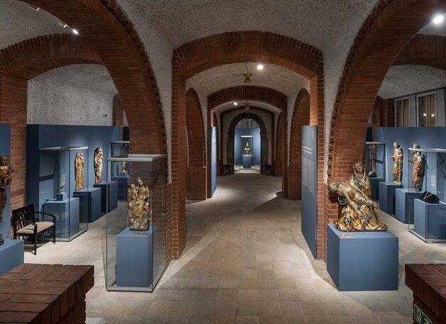 Cena Českého výboru ICOM za výstavu Uprostřed Koruny české: Gotické a raně renesanční umění východních Čech (1250–1550)