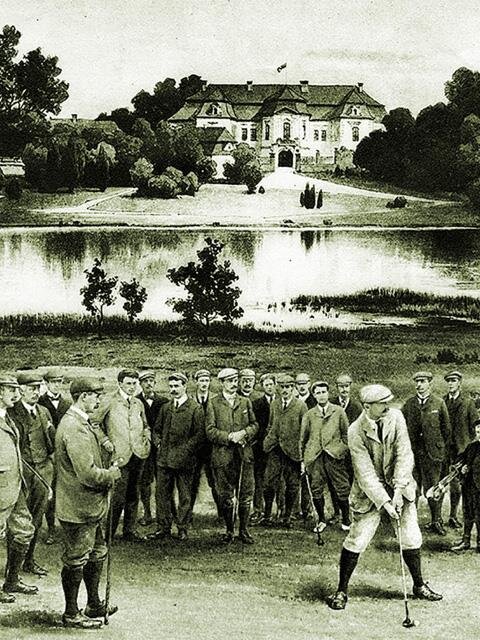 Golfové utkání ve Štiříně v roce 1917 při oslavách 100. výročí narození Františka Ringhoffera II.