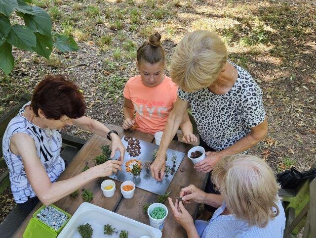 Mezigenerační workshop na zámku Veltrusy – výuka kompozice anglického parku